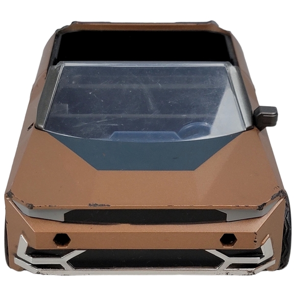 Roblox Brown Convertible Car with 3 Figures - Picture 4 of 12